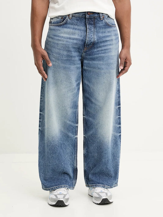 HUGO Relaxed Fit Denim - HUGO 258